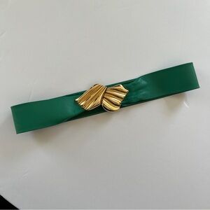 🌟Vintage🌟 Karen Scott Green Leather Belt Art Deco Gold Button